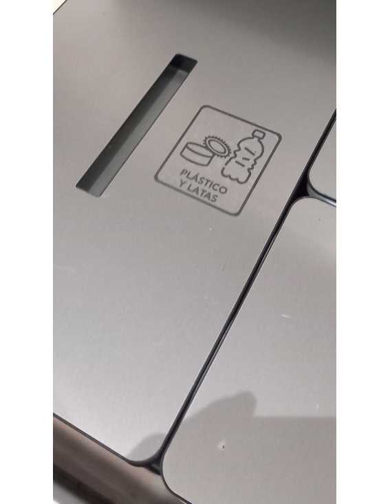 Recycling  elegant autoadhesive labels