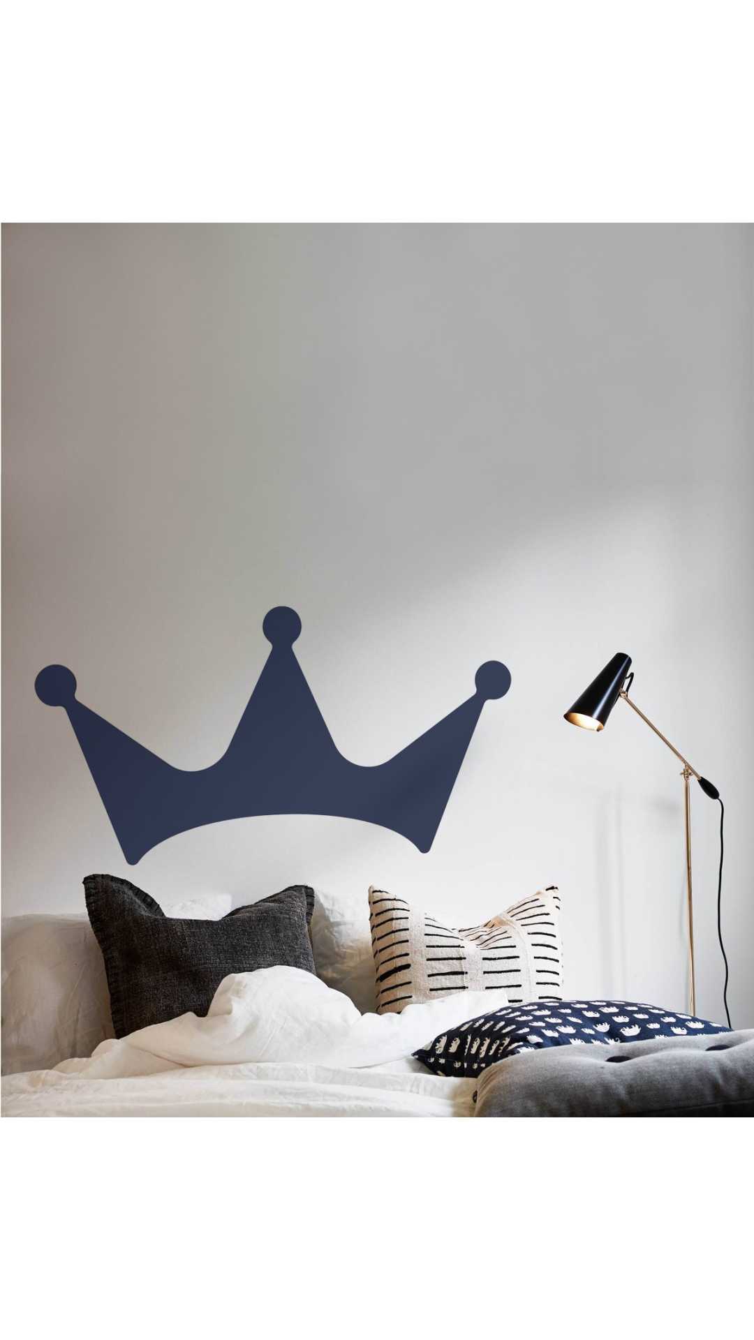 King Crown sticker small