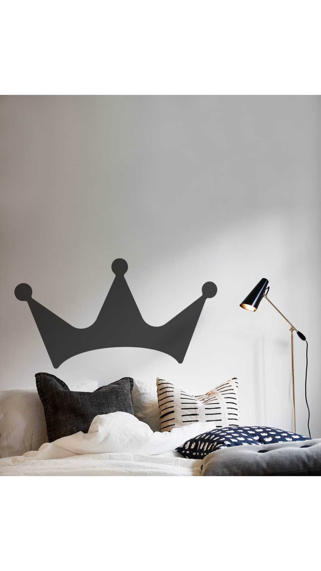 King Crown sticker small