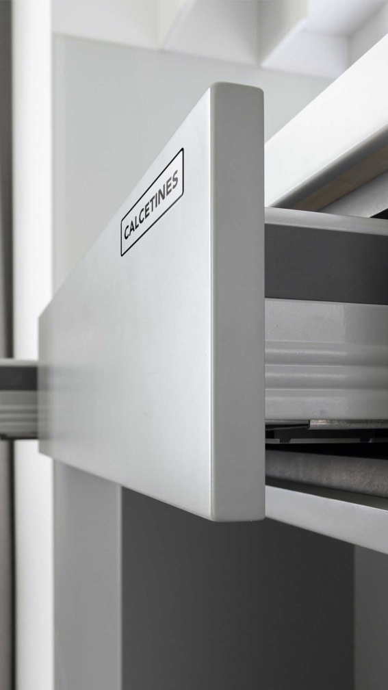 Etiquetas para ropa fáciles de leer | armario y organización