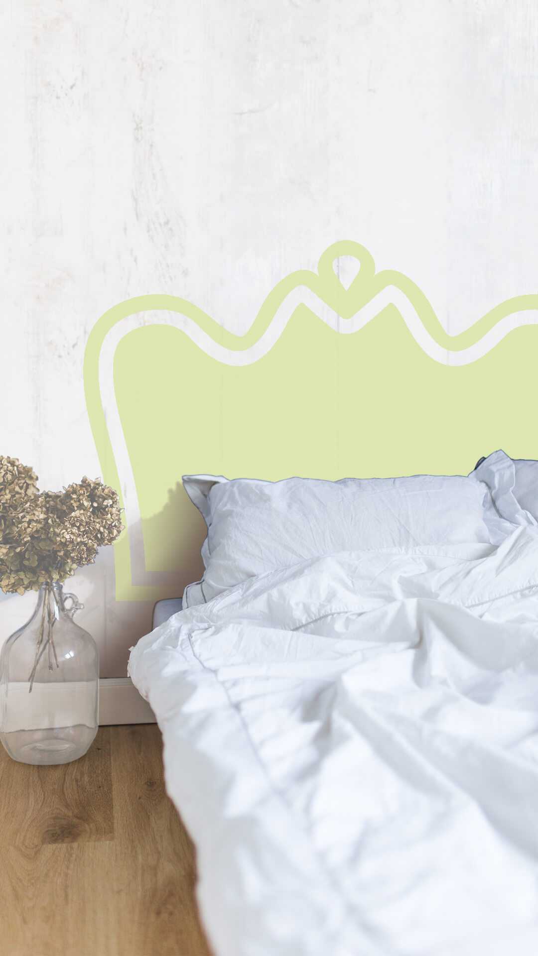 queen-headboard-sticker-small