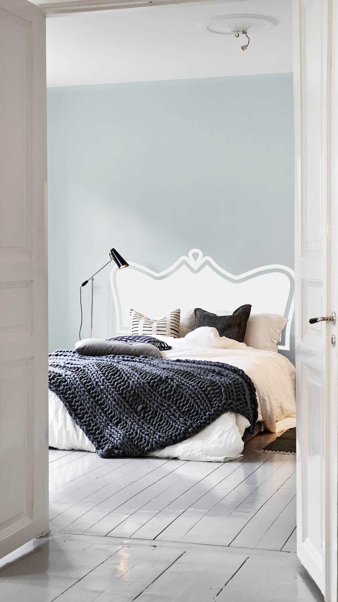 queen-headboard-sticker-full-bed