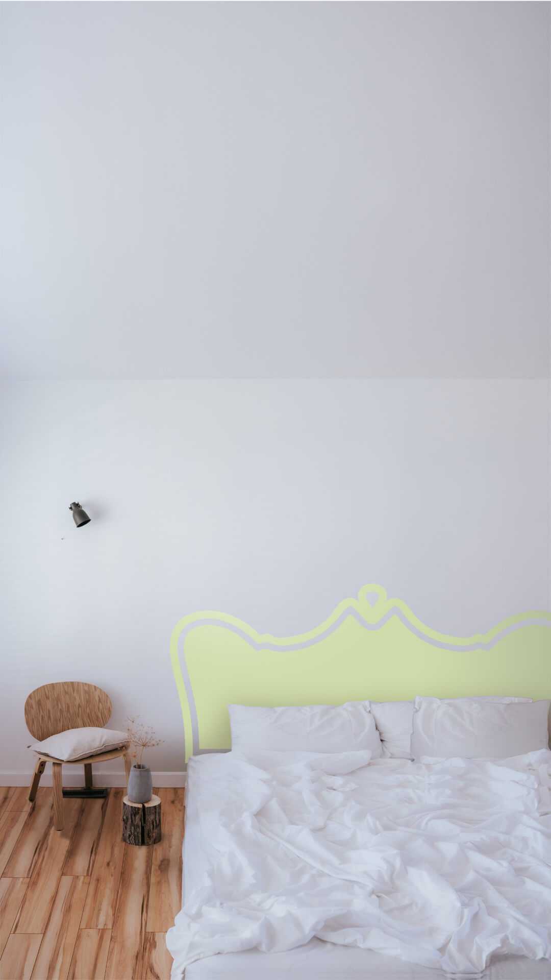 queen-sticker-headboard-queen-bed