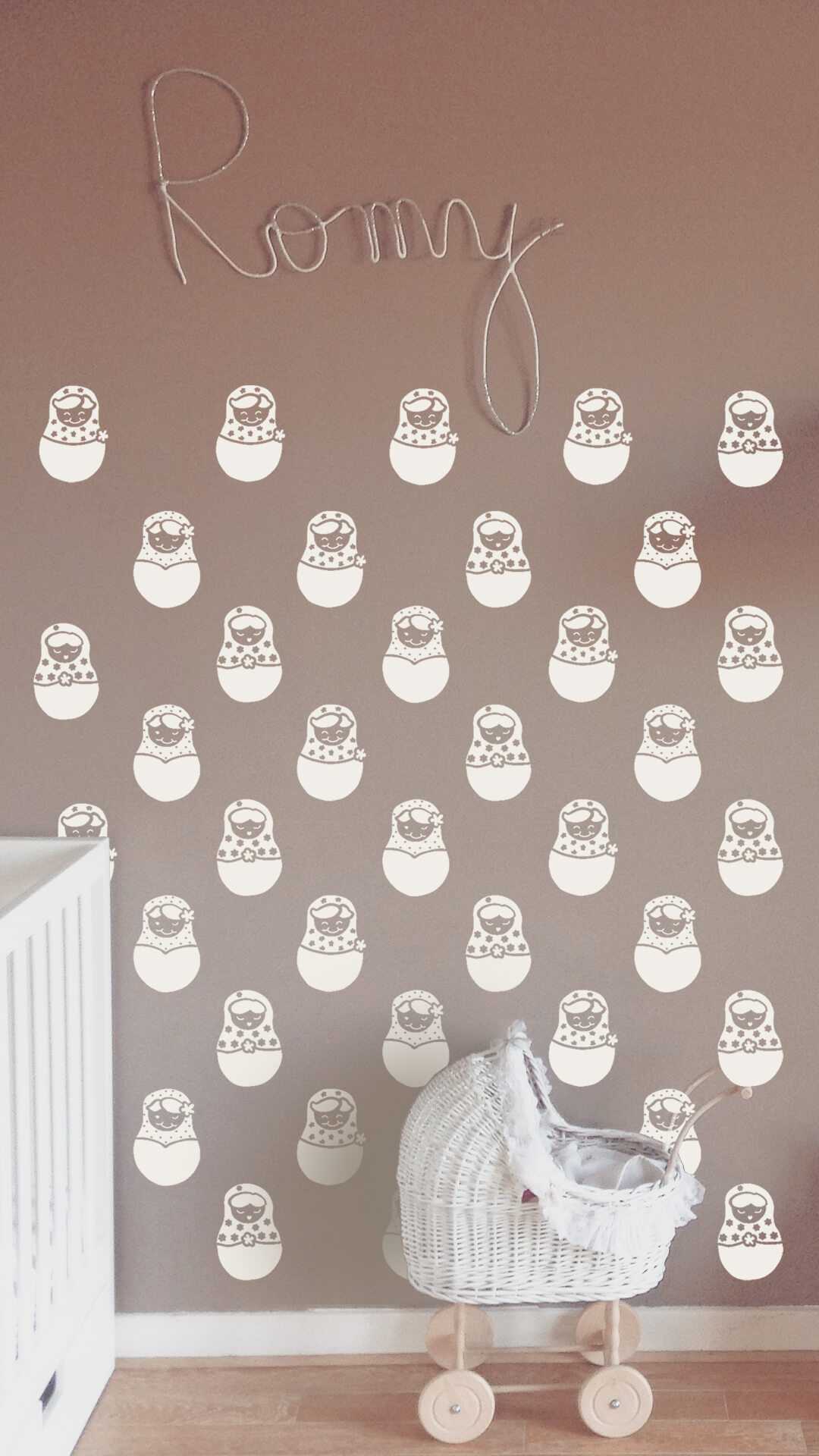 decoracion paredes matrioshkas