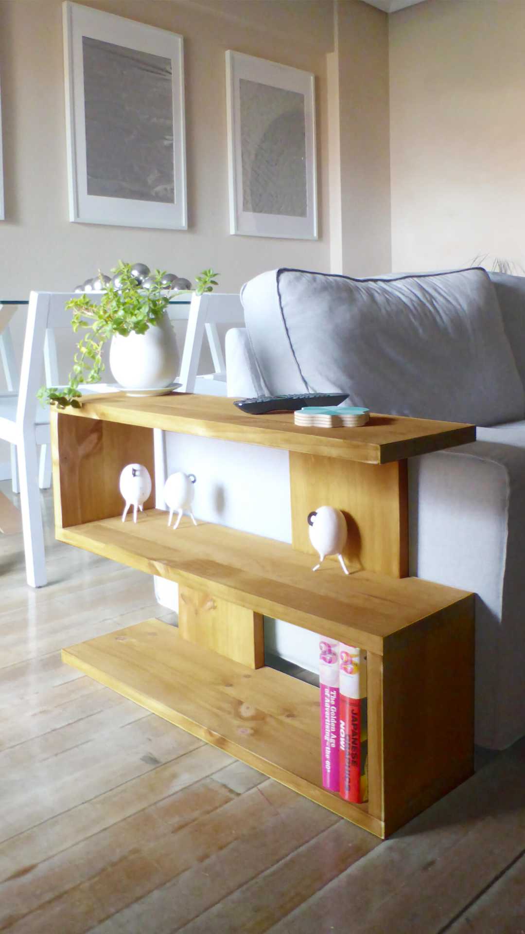 mesa auxiliar sofa moderna sencilla unica para casas pequenas